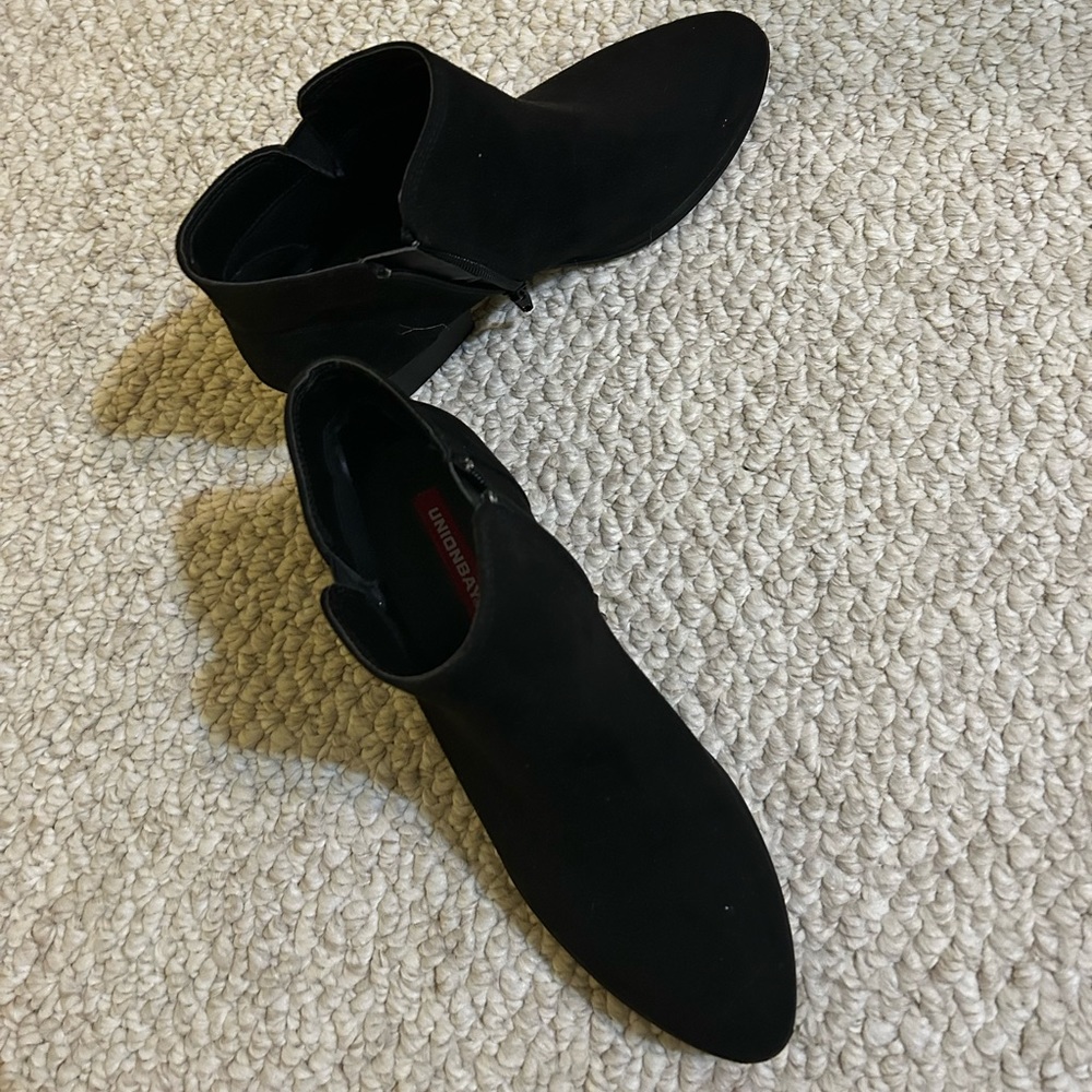 ‼️NWOT‼️union bay suede ankle booties - Picture 5 of 5